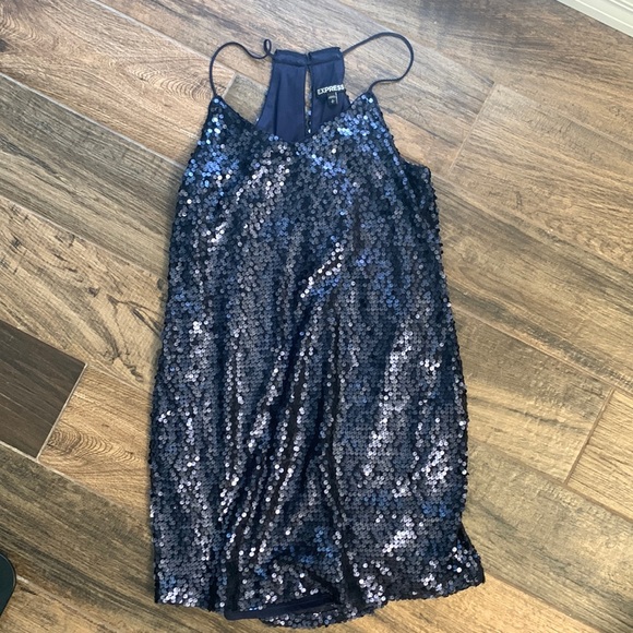 Blue sequin dress - Picture 2 of 4